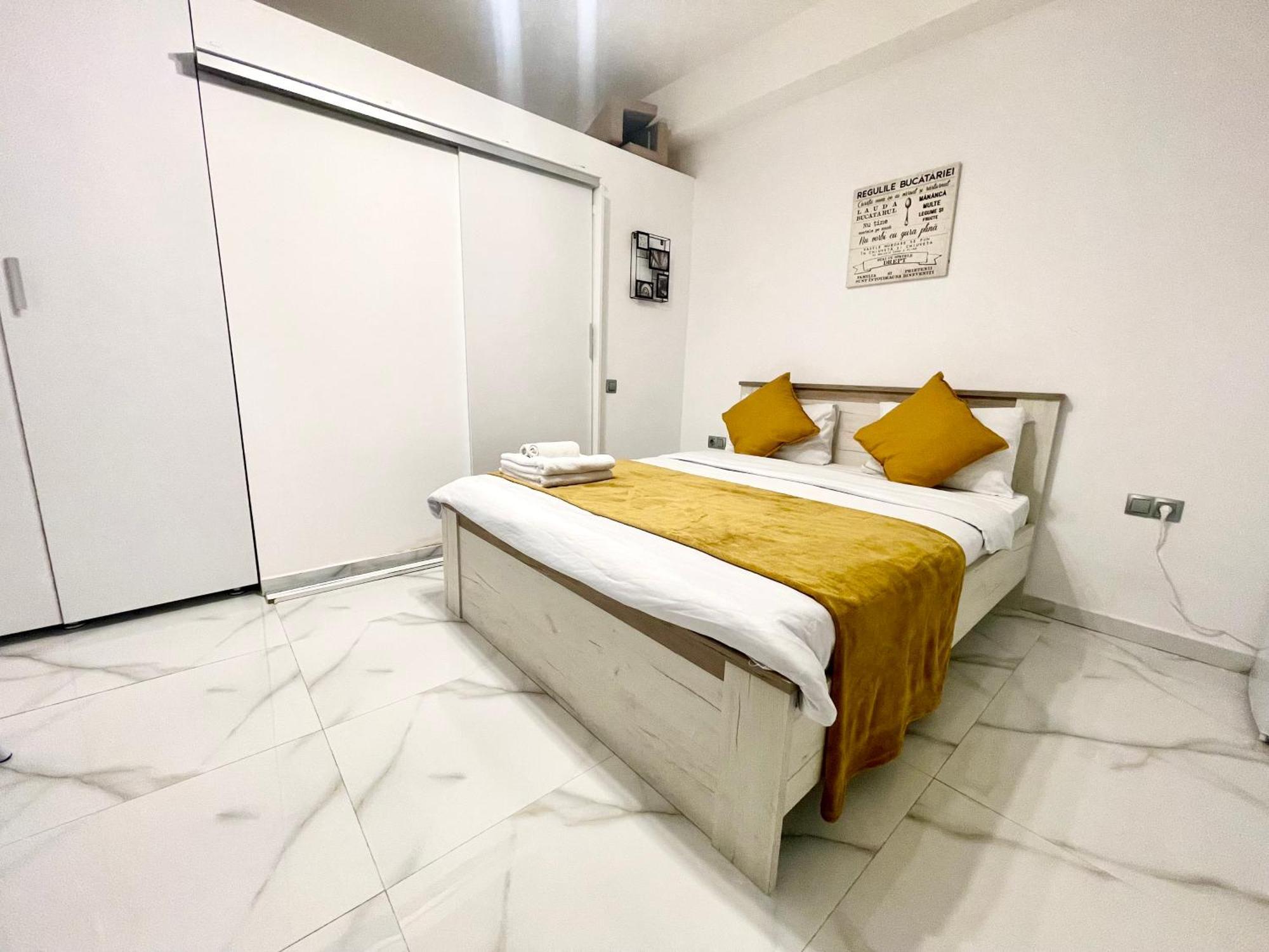 White 2 Apartment Bucharest Exterior photo